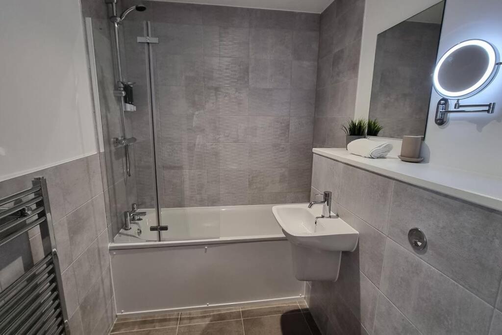 2 Bedroom Penthouse Манчестер Екстер'єр фото